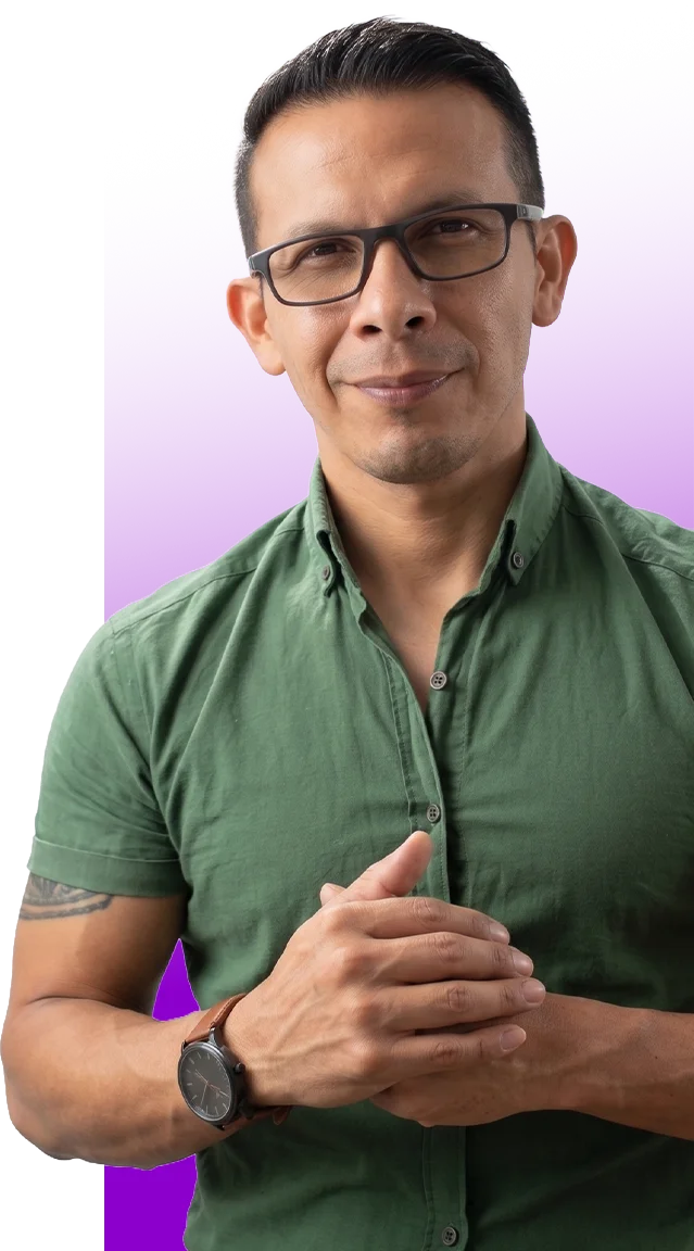 Director de la academia de música Music Planet en Carapungo